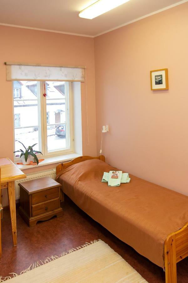 Guesthouse Laurits Kuressaare Zewnętrze zdjęcie